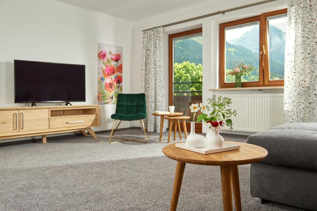 Hornblick Fewo- Ab Mai Freie Fahrt Mit Bergbahnen Oberstdorf Eksteriør billede